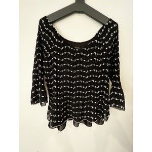 Piano Woman’s Blouse Black & White Allover Stretch Crinkle Flutter Sleeves S